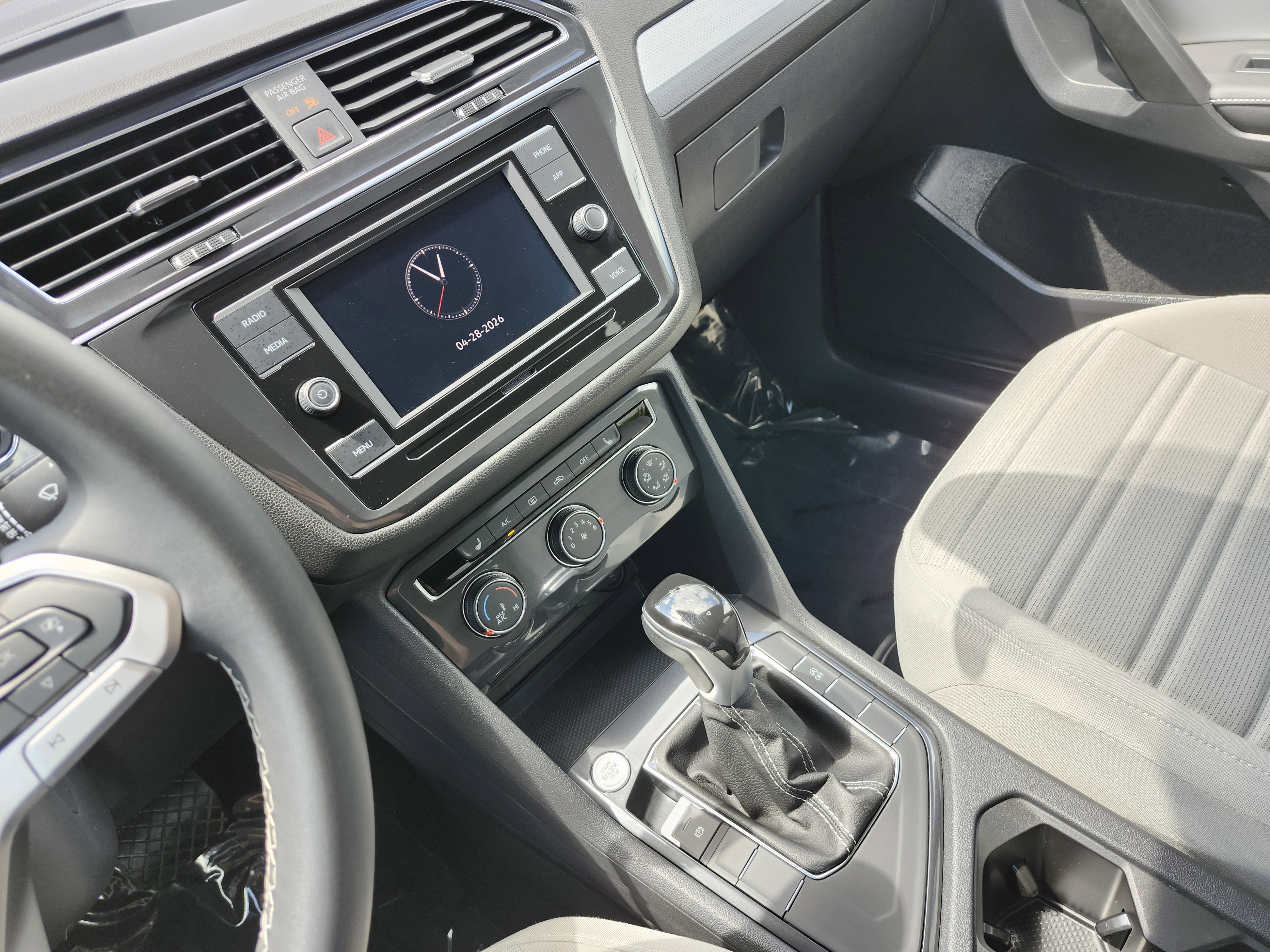 Used 2024 Volkswagen Tiguan S FWD image 28