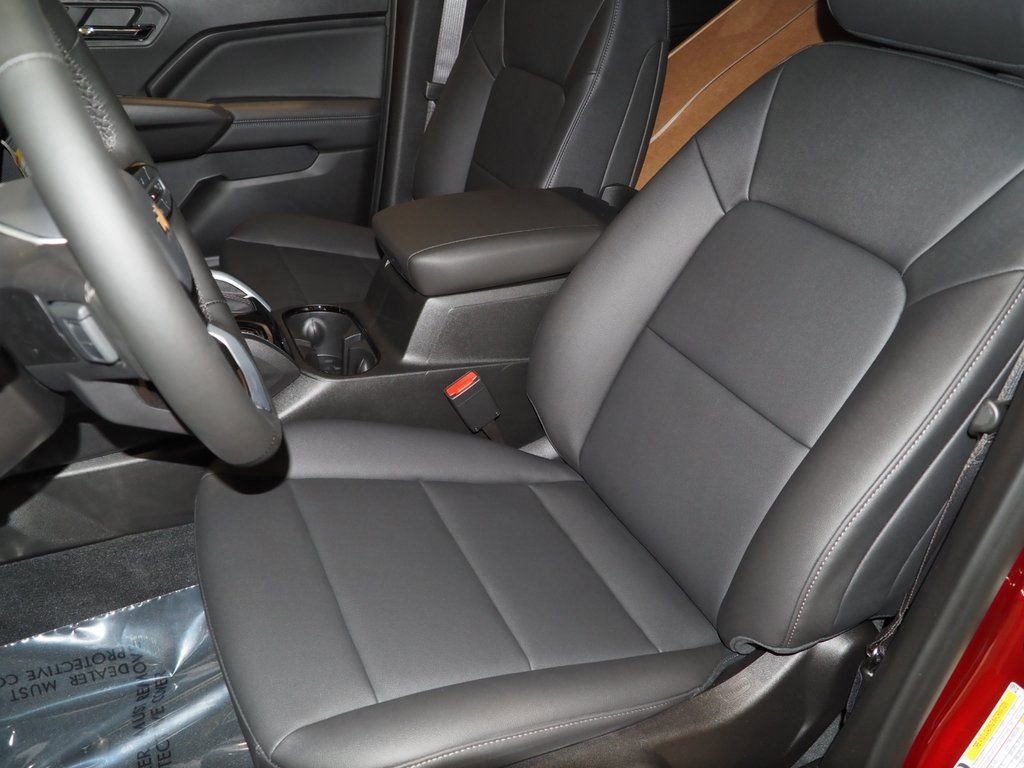 New 2024 Chevrolet Colorado LT w/ LT Convenience Package III image 15