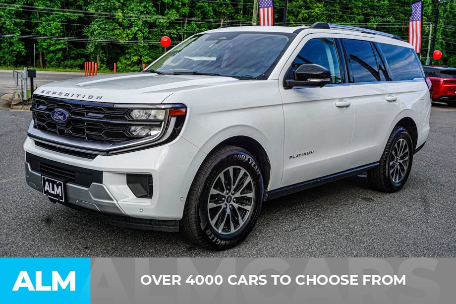 Used 2025 Ford Expedition Platinum AWD/4WD image 2
