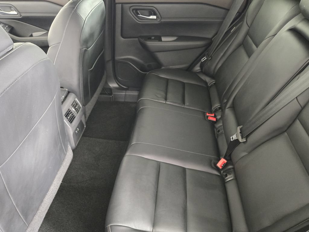 Used 2023 Nissan Rogue SL FWD image 33