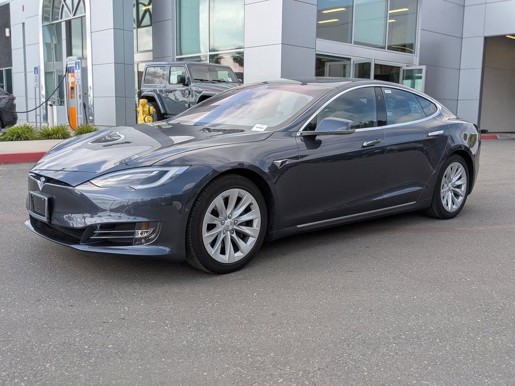 Used 2020 Tesla Model S Long Range image 1