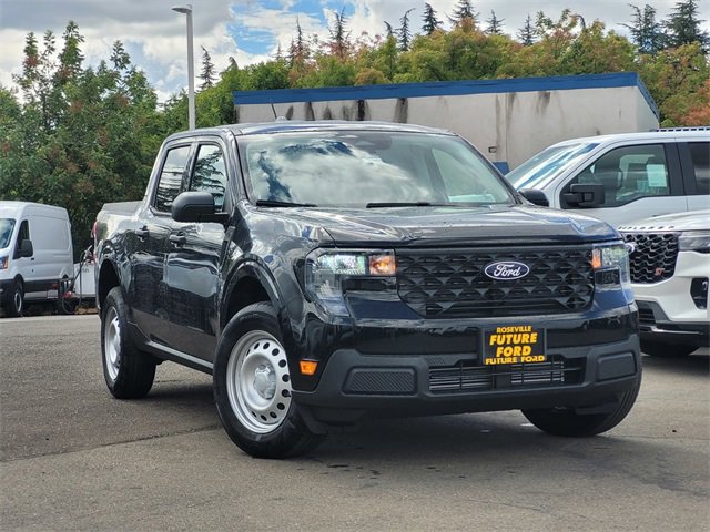 New 2025 Ford Maverick XL image 1