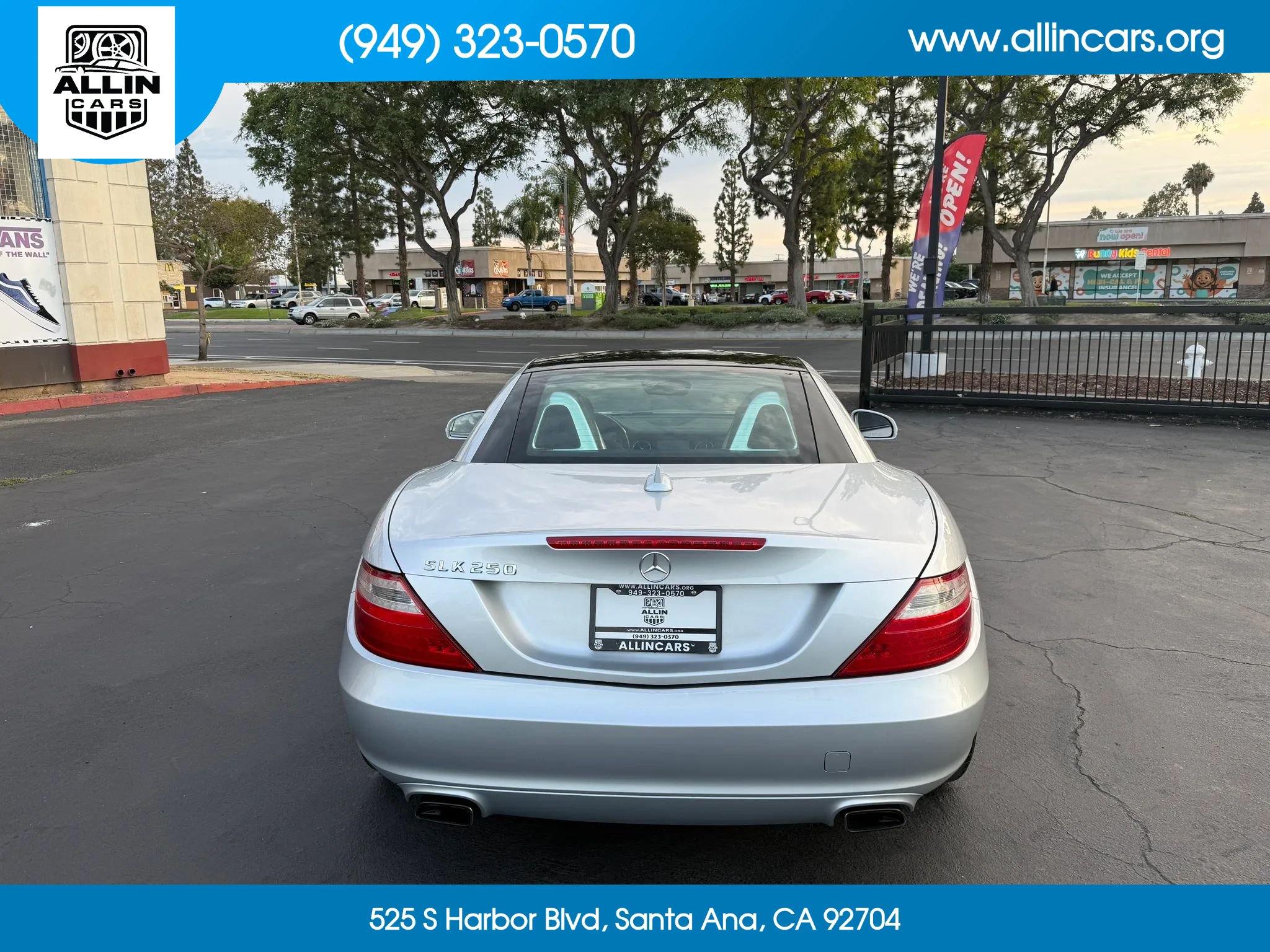 Used 2012 Mercedes-Benz SLK 250 image 9