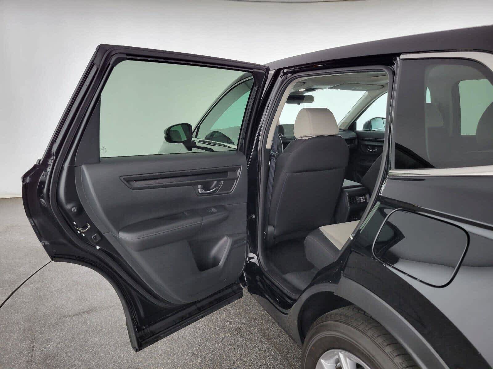 Used 2025 Honda CR-V EX image 15