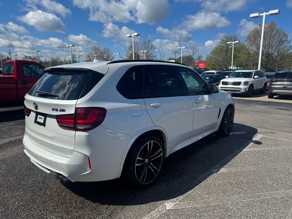 Used 2018 BMW X5 M w/ Executive Package AWD/4WD image 4