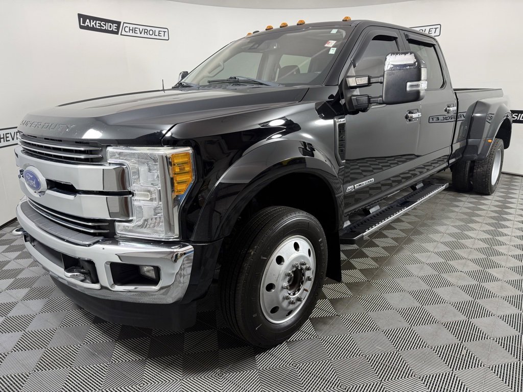 Used 2017 Ford F450 Lariat w/ Lariat Ultimate Package image 2