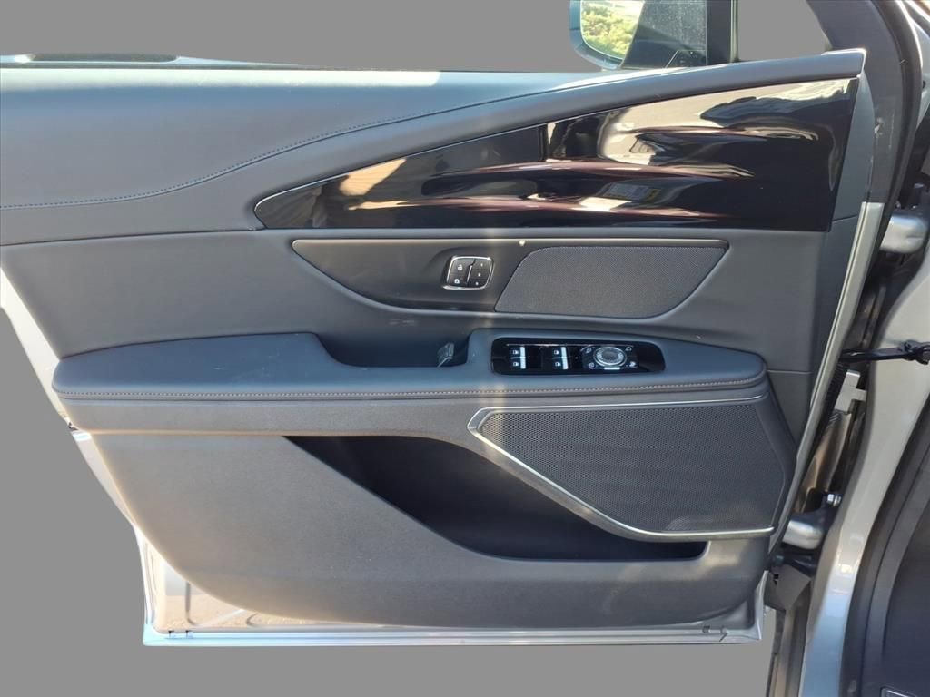 New 2026 Lincoln Nautilus Premier w/ Jet Appearance Package image 16