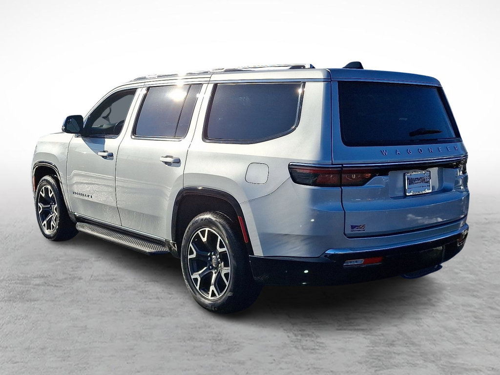 Used 2024 Jeep Wagoneer Series III image 3