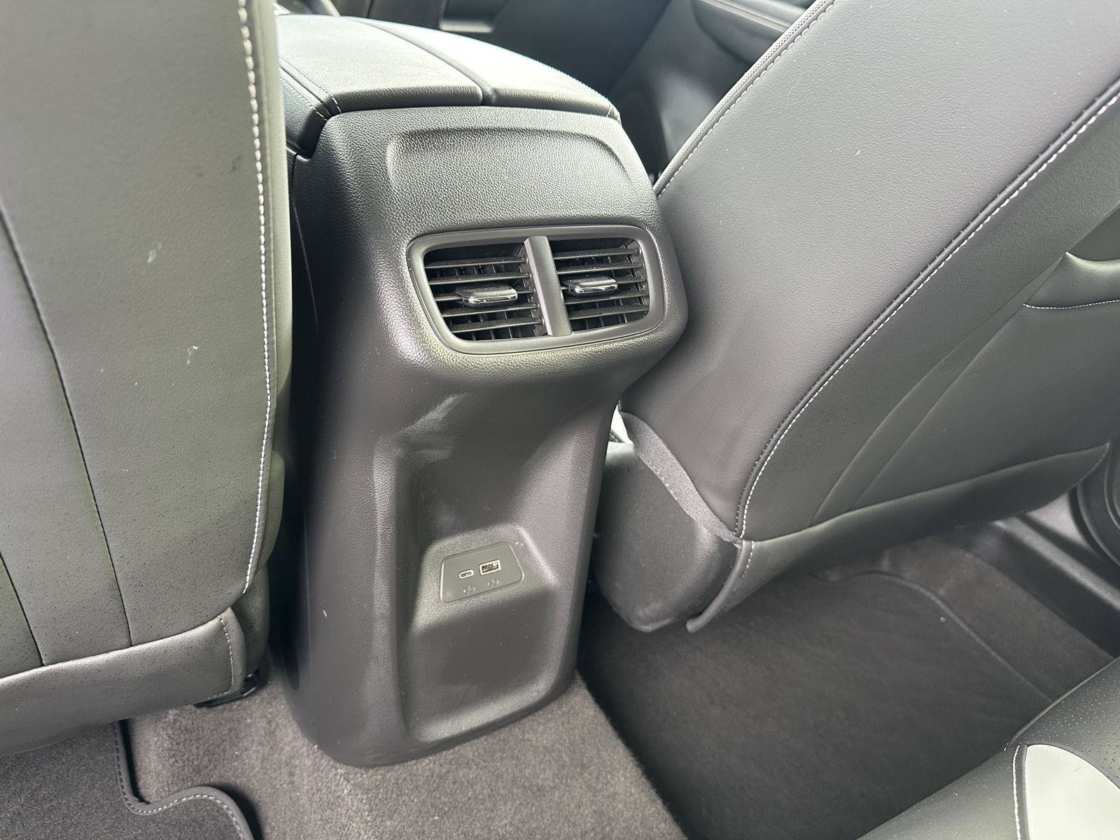 Used 2025 Buick Envision Sport Touring image 13