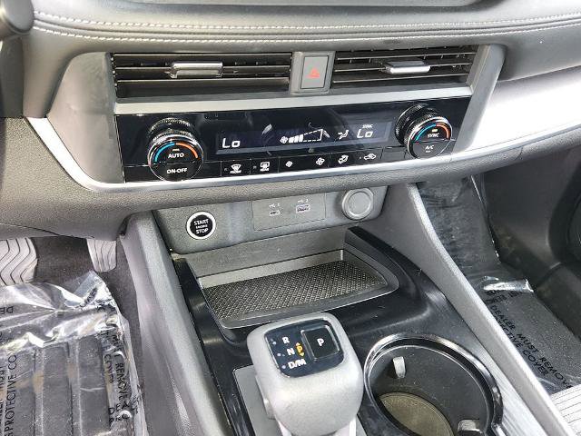 Certified 2023 Nissan Rogue SV image 20