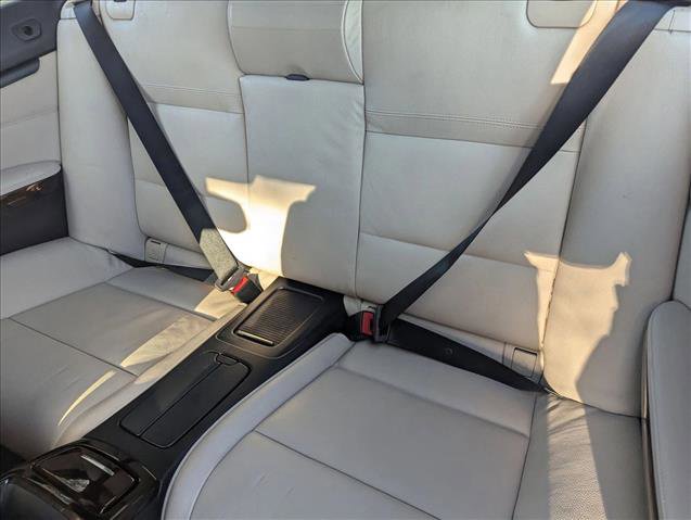 Used 2012 BMW 328i Convertible image 17