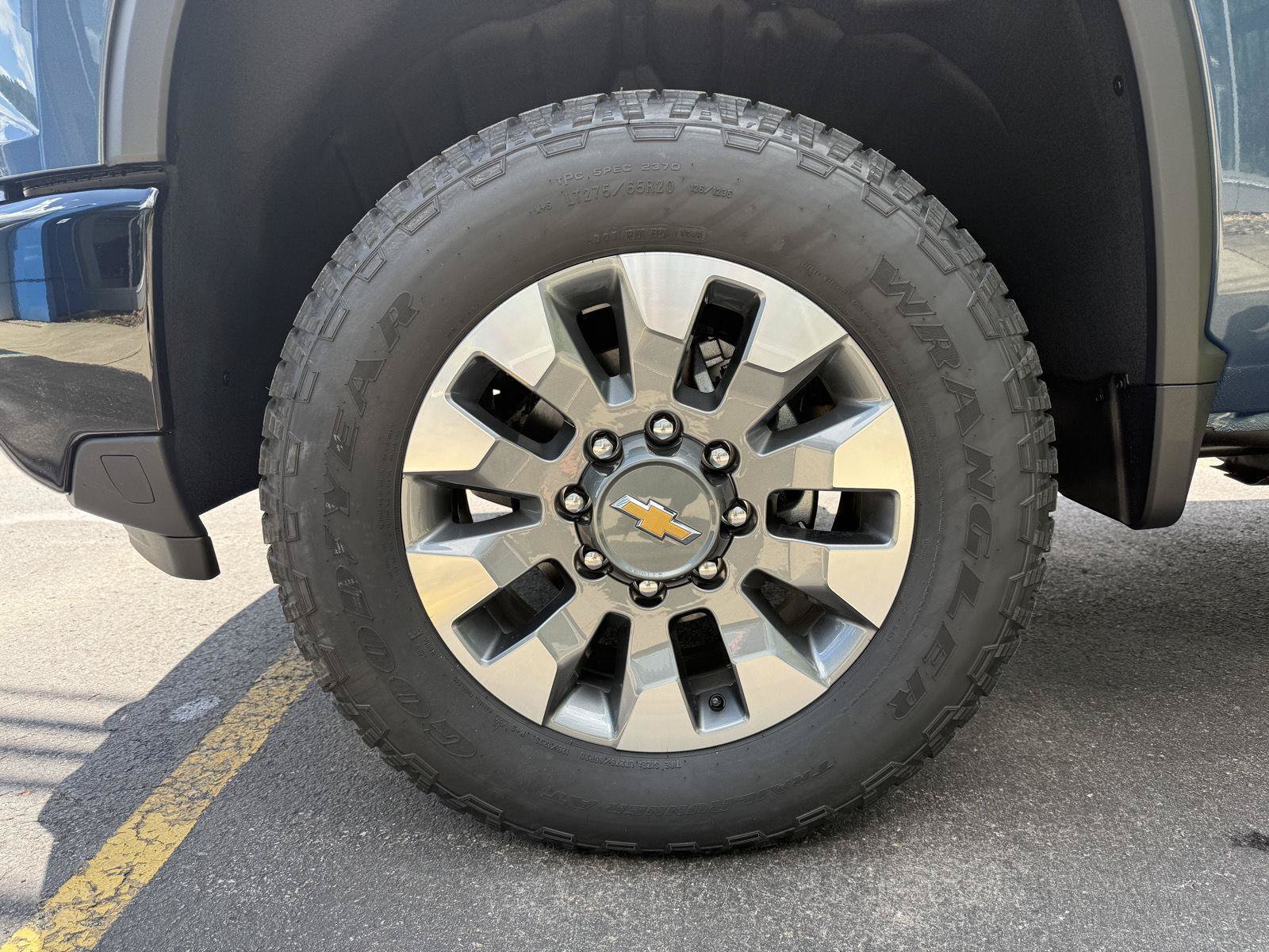 New 2026 Chevrolet Silverado 2500 Custom AWD/4WD image 7