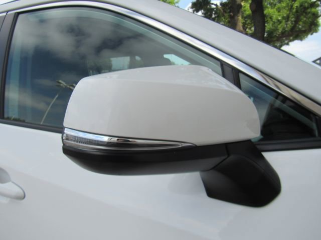 Used 2025 Toyota RAV4 XLE image 21