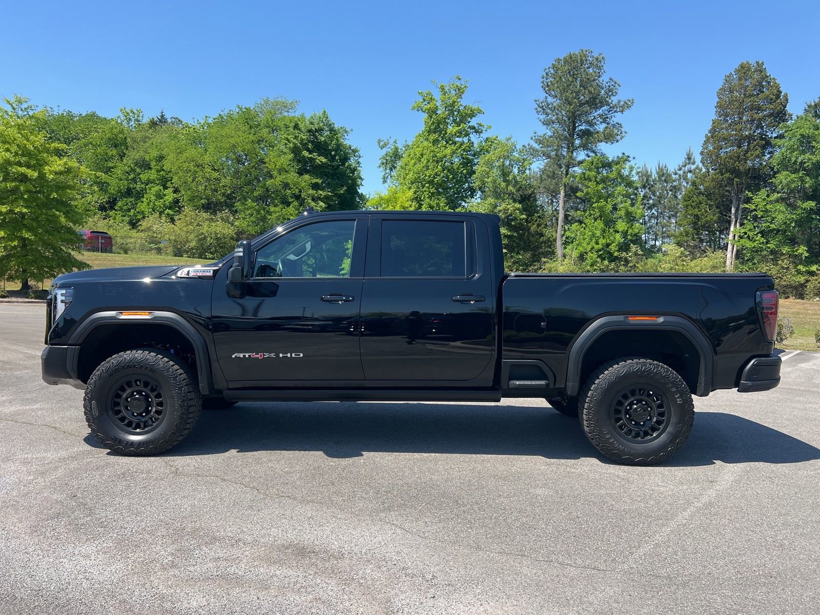 Used 2025 GMC Sierra 2500 AT4X w/ AT4X AEV Edition AWD/4WD image 8