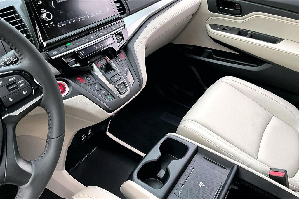 Used 2025 Honda Odyssey EX-L image 15