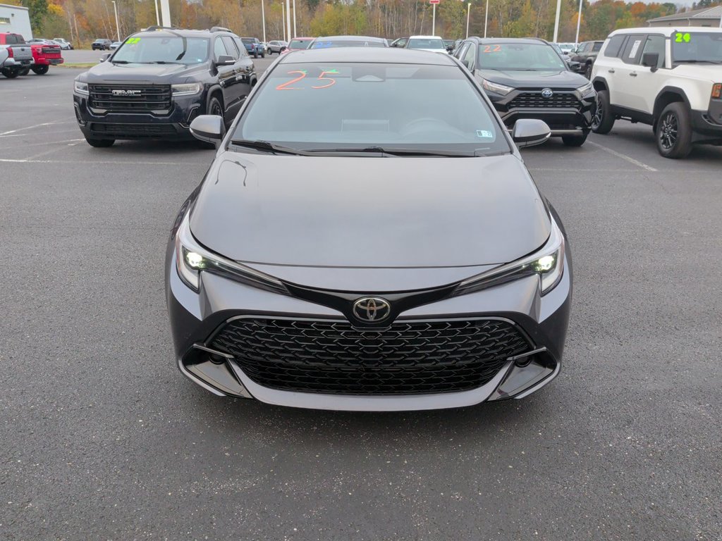 Used 2025 Toyota Corolla SE FWD image 3