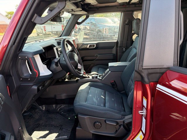 New 2026 Ford Bronco Heritage Edition AWD/4WD image 2