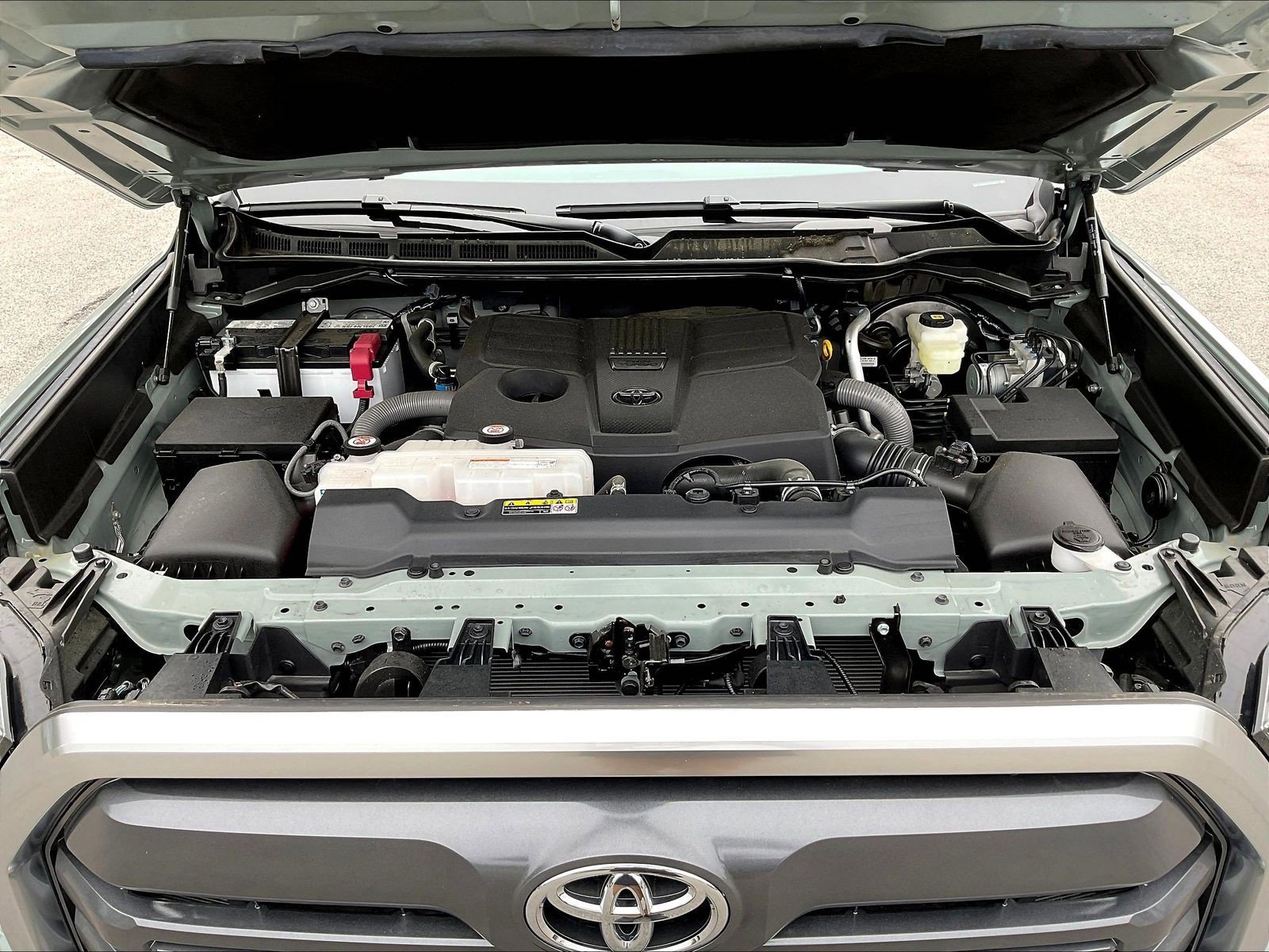 Used 2026 Toyota Tundra Limited AWD/4WD image 31