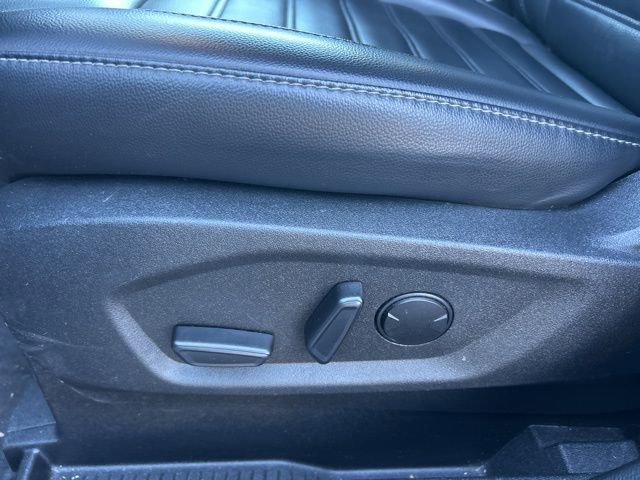 Used 2024 Ford Edge SEL image 15