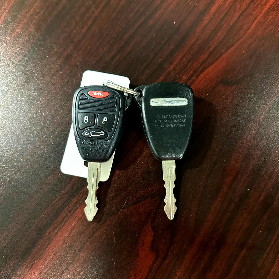 Used 2012 Chrysler 200 Touring image 18