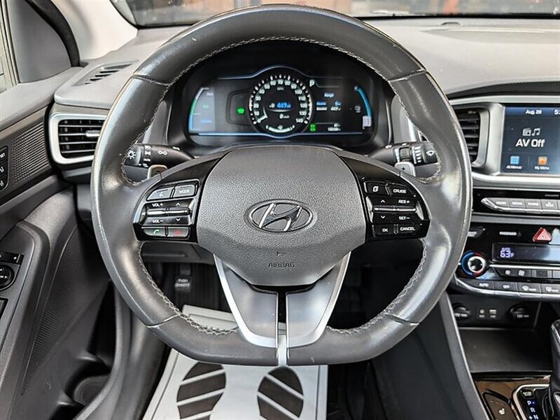 Used 2018 Hyundai Ioniq Limited FWD image 19