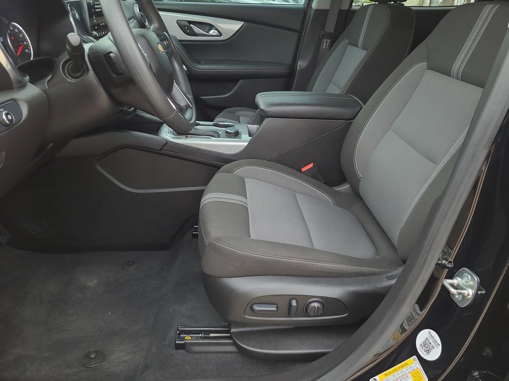 Used 2024 Chevrolet Blazer LT w/ Midnight/Sport Edition image 16