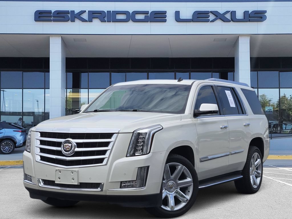 Used 2015 Cadillac Escalade Luxury AWD/4WD image 1