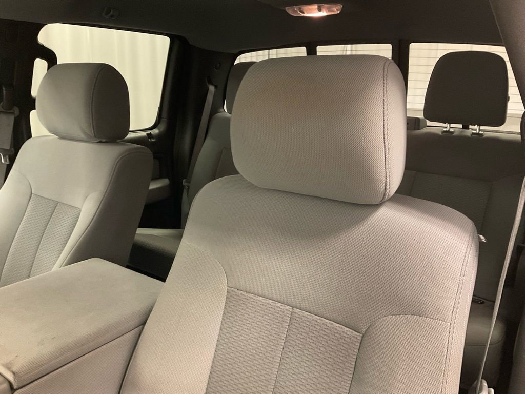 Used 2013 Ford F150 XLT w/ Luxury Equipment Group image 12