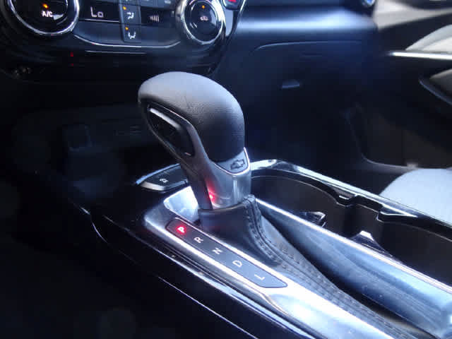 Used 2024 Chevrolet Trax LT FWD image 28