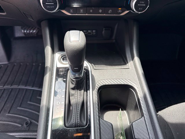 Used 2024 Nissan Sentra SV w/ All-Weather Package FWD image 21
