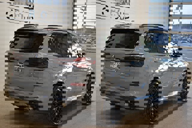 New 2026 BMW X5 xDrive40i w/ M Sport Package image 4