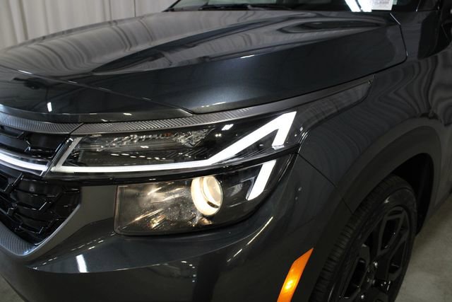 Used 2024 Kia Seltos X-Line AWD/4WD image 34