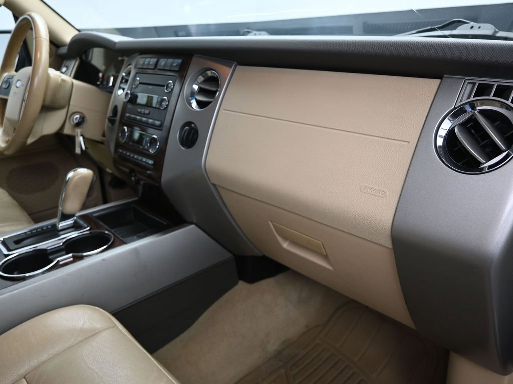Used 2012 Ford Expedition XLT RWD image 24