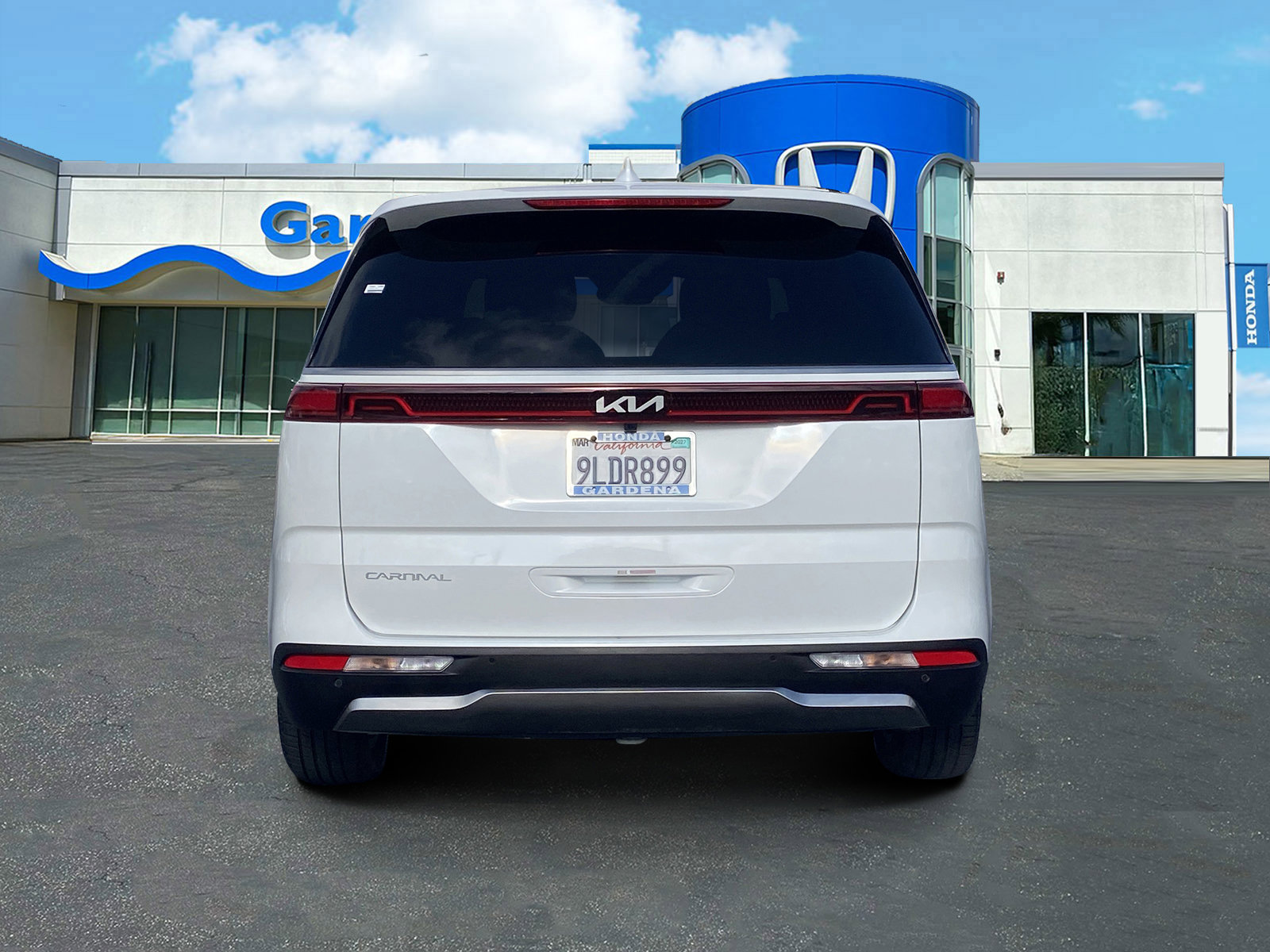 Used 2024 Kia Carnival SX Prestige image 5