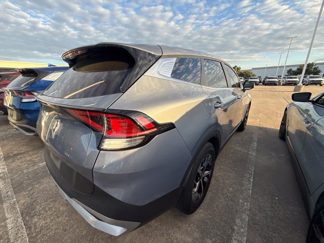 Used 2024 Kia Sportage EX FWD image 5