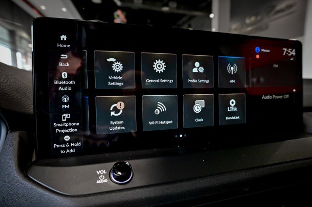 Used 2023 Honda Accord Sport image 39