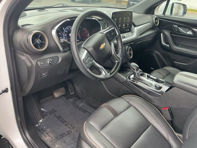 Used 2023 Chevrolet Blazer Premier image 11