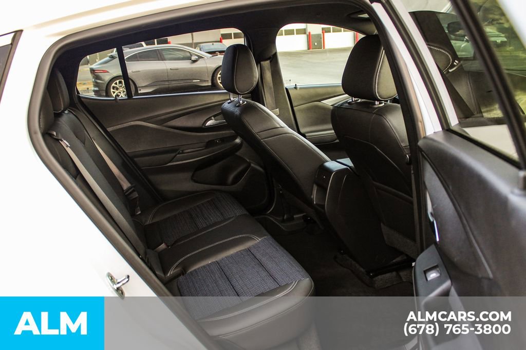 Used 2025 Buick Envista Preferred image 18