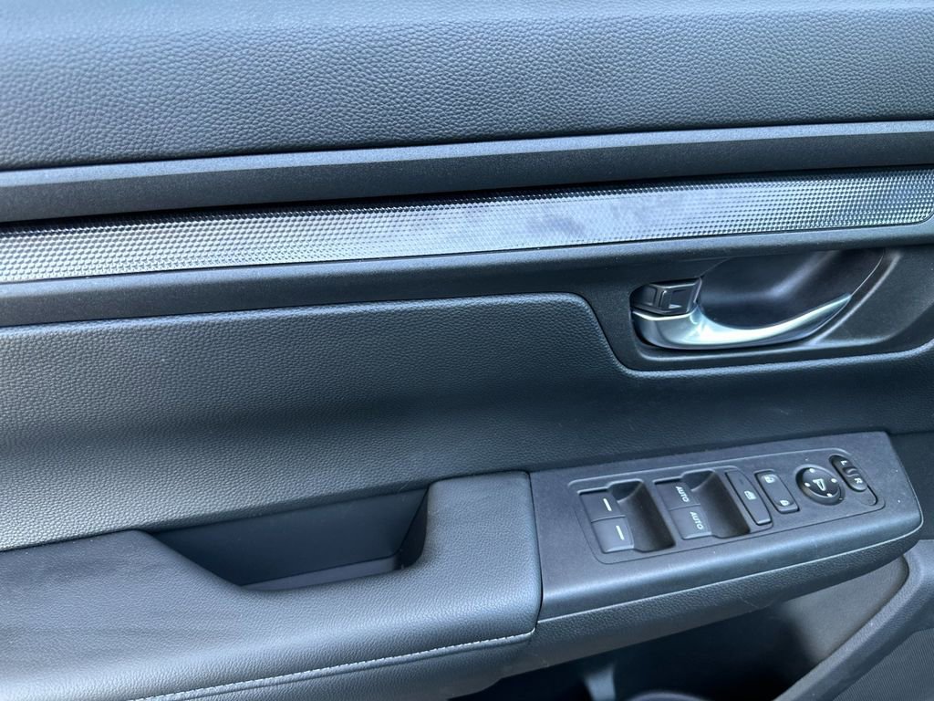 Used 2025 Honda CR-V EX image 10