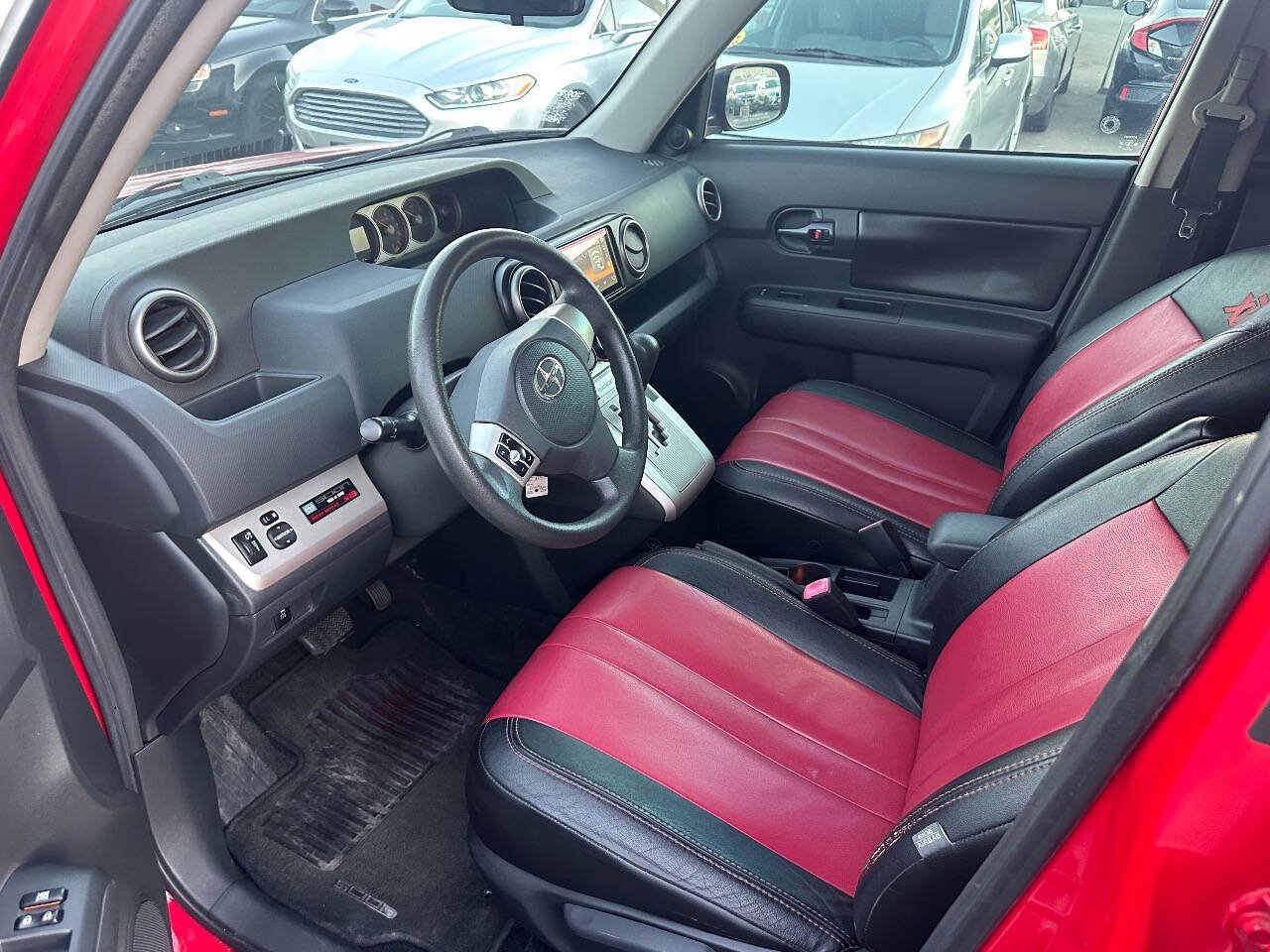 Used 2009 Scion xB w/ Release Series 6.0 FWD image 11