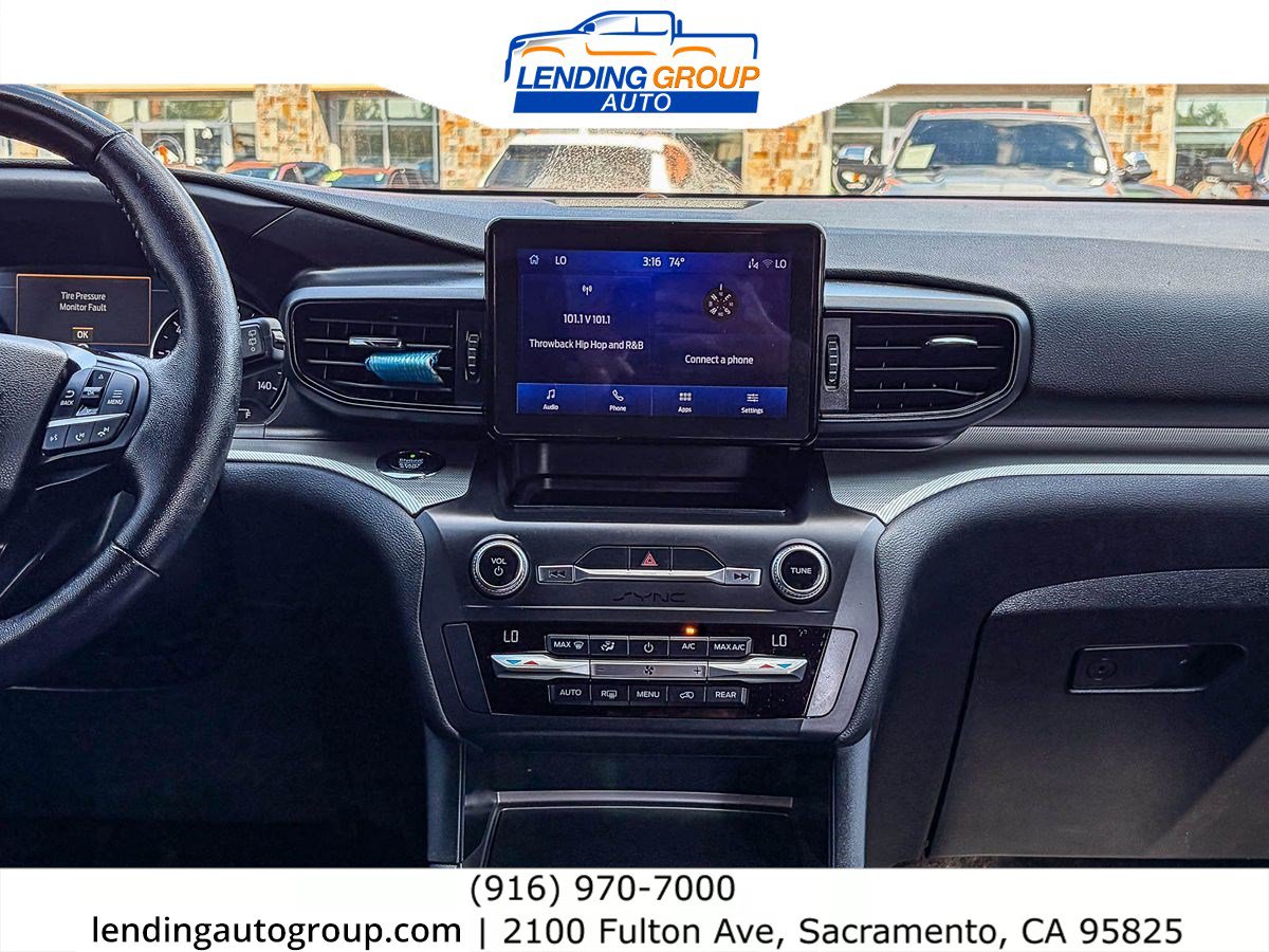 Used 2020 Ford Explorer XLT RWD image 12