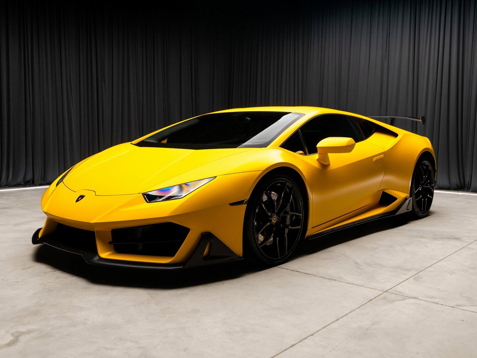 Used 2016 Lamborghini Huracan LP 580-2 image 22