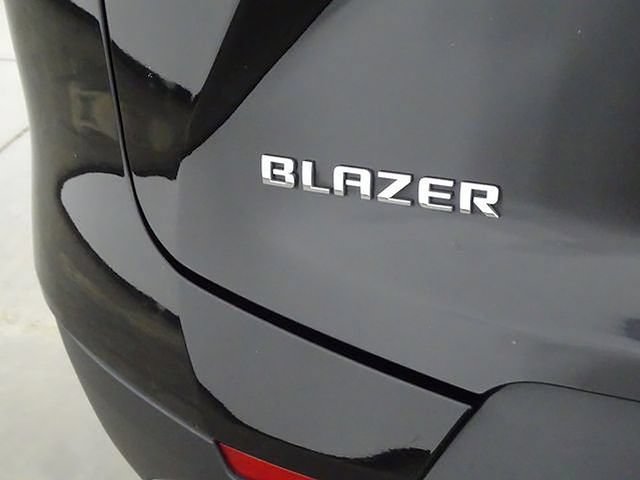 Used 2022 Chevrolet Blazer LT FWD image 38