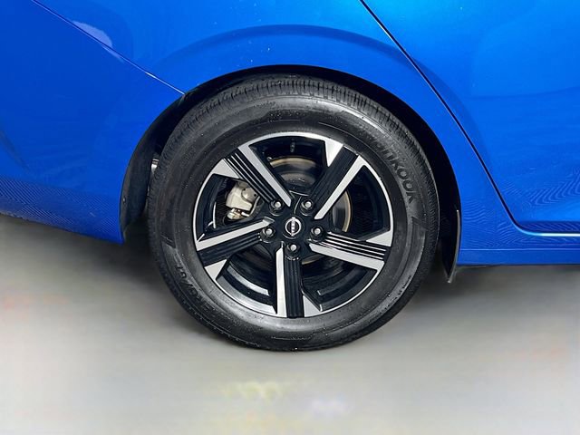 Used 2025 Nissan Sentra SV FWD image 34