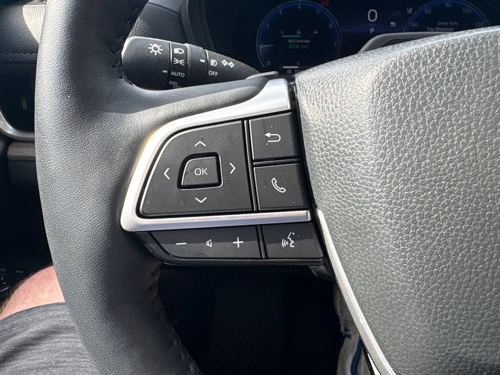 Used 2024 Toyota Grand Highlander AWD image 18
