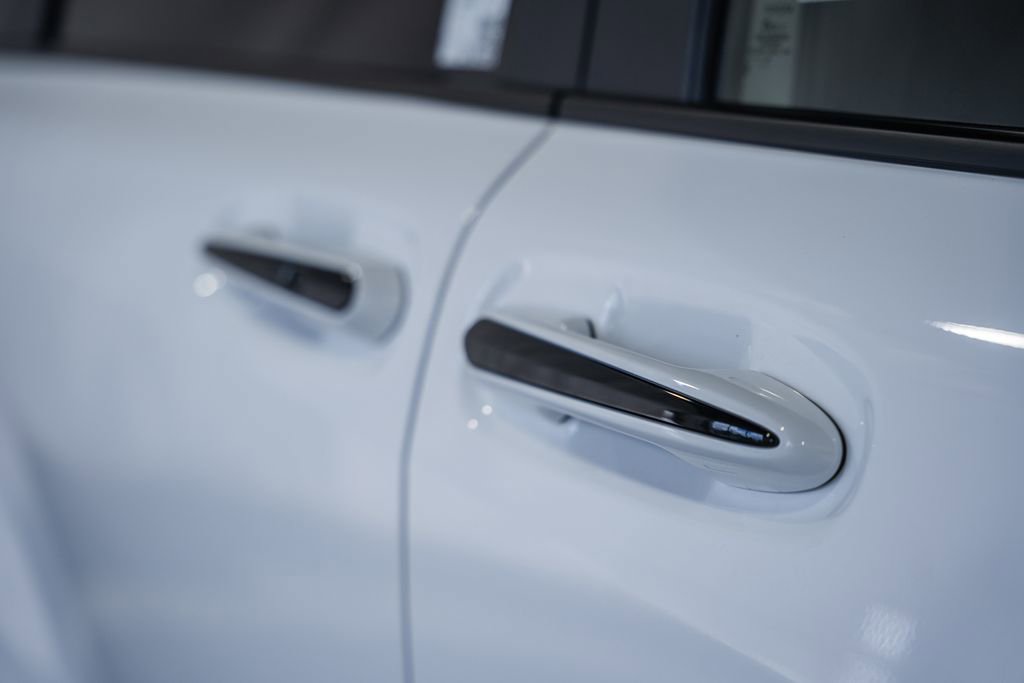 New 2026 Toyota Sienna XLE Woodland Edition image 16