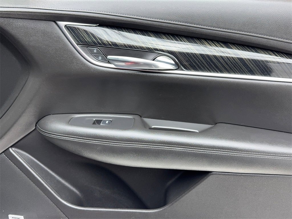 Used 2020 Cadillac XT6 Premium Luxury image 48