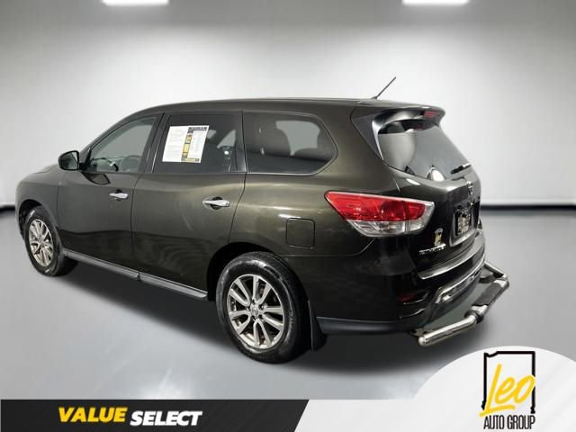 Used 2015 Nissan Pathfinder S AWD/4WD image 4