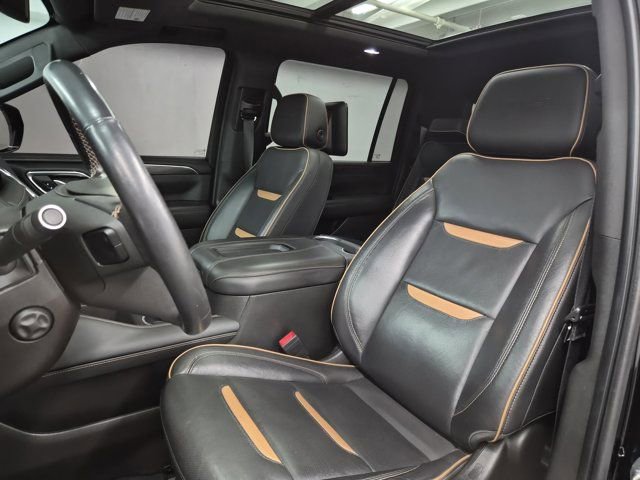 Used 2021 GMC Yukon XL AT4 w/ AT4 Premium Plus Package AWD/4WD image 23