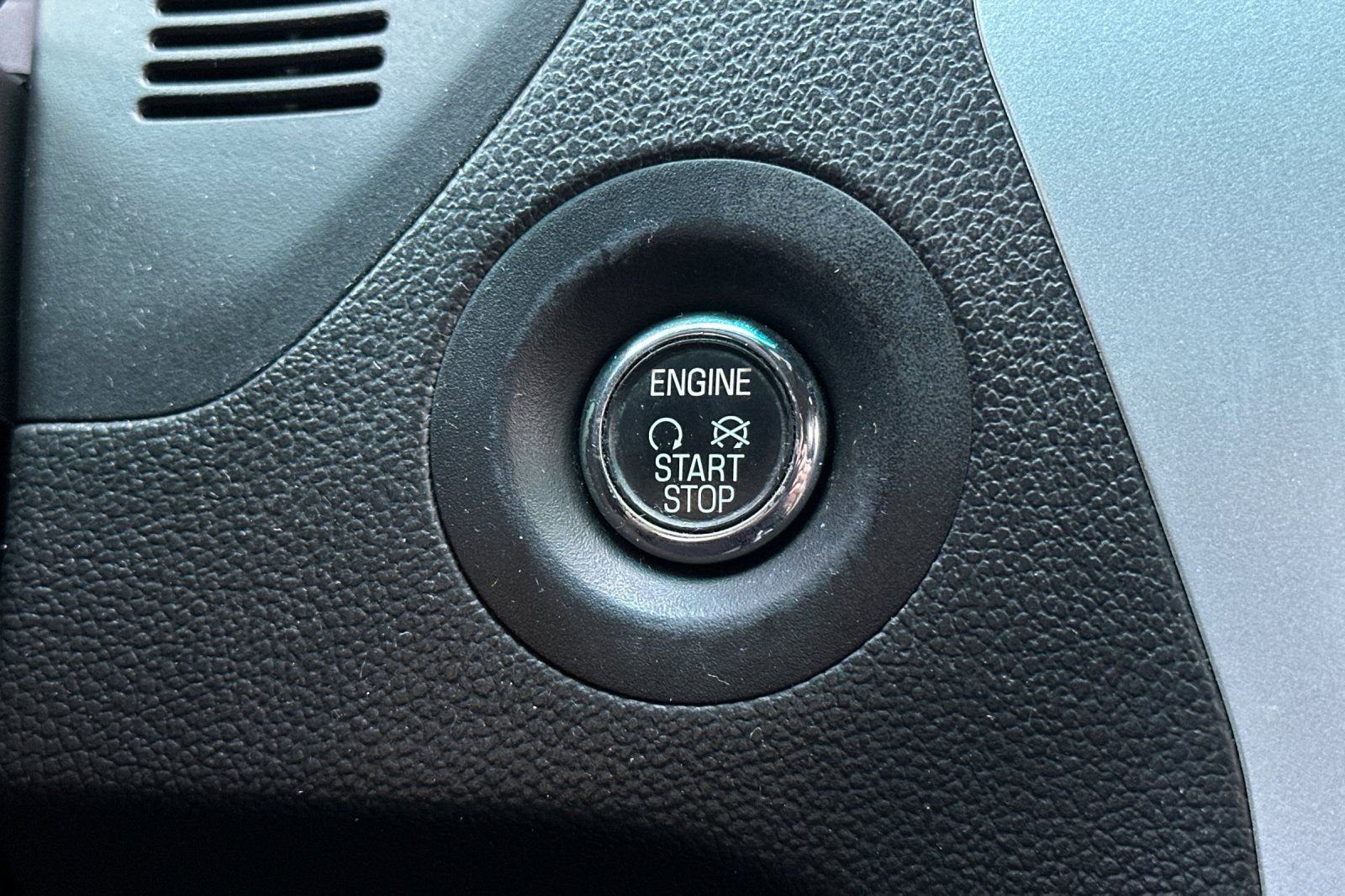 Used 2012 Ford Explorer Limited image 23